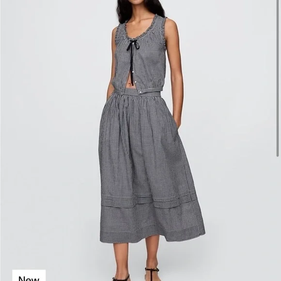 COPY - doen Gingham Maxi Skirt with Smocked Detail - Picture 2 of 4